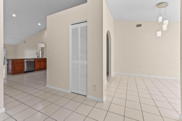18377 Fresh Lake Way, Boca Raton, FL 33498