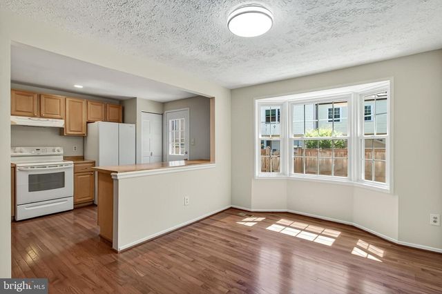 337 GUNDRY DR, Falls Church, VA 22046