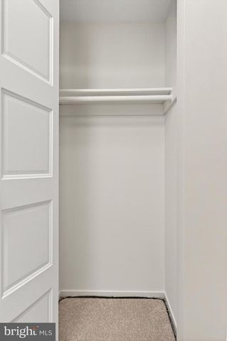 337 GUNDRY DR, Falls Church, VA 22046