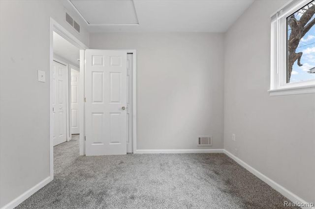 22417 Maxine Street, Saint Clair Shores, MI 48080