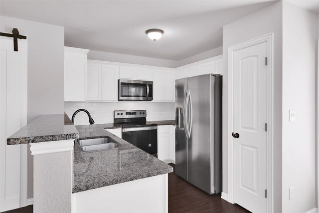 218 W Lake Street, Sherman, TX 75090