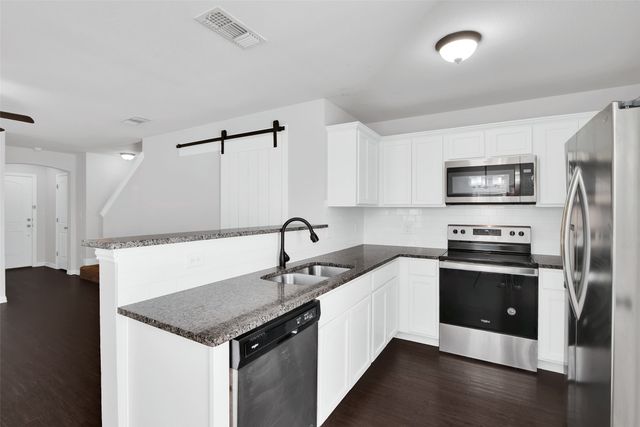 218 W Lake Street, Sherman, TX 75090
