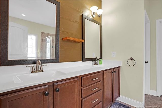 2816 Sand Trap Lane, Hope Mills, NC 28348