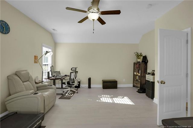 2816 Sand Trap Lane, Hope Mills, NC 28348