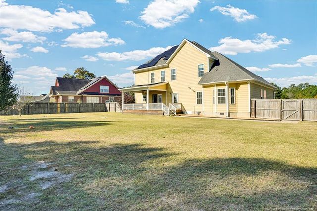 2816 Sand Trap Lane, Hope Mills, NC 28348