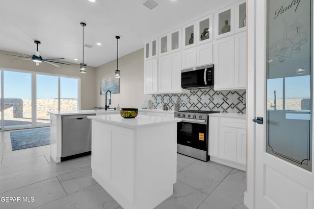 12435 Carter Cash Court, El Paso, TX 79928