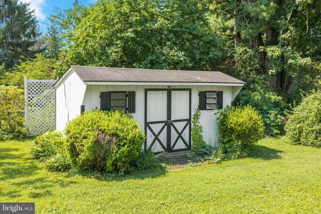 258 MONACY RD, Coatesville, PA 19320