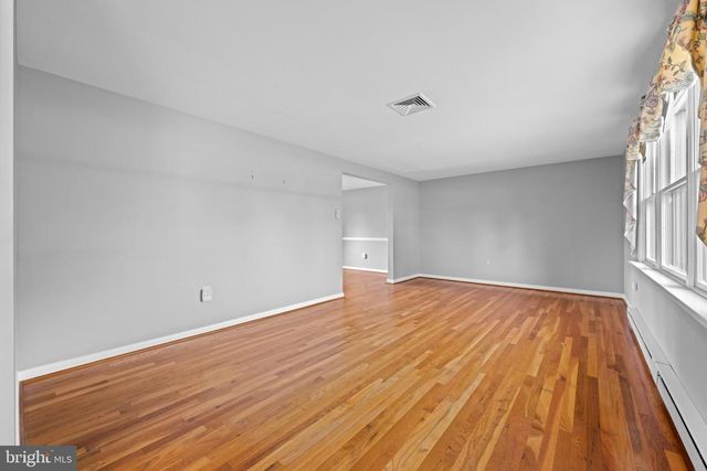 258 MONACY RD, Coatesville, PA 19320