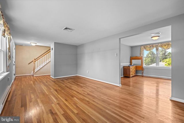 258 MONACY RD, Coatesville, PA 19320