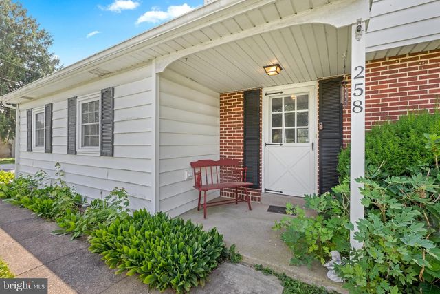 258 MONACY RD, Coatesville, PA 19320