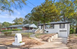 208 Silver Springs Circle SW, Atlanta, GA 30310