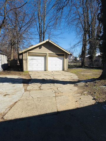 849 Bates Street, Grand Rapids, MI 49506