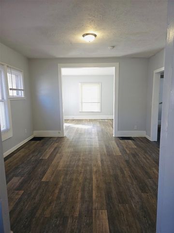 849 Bates Street, Grand Rapids, MI 49506