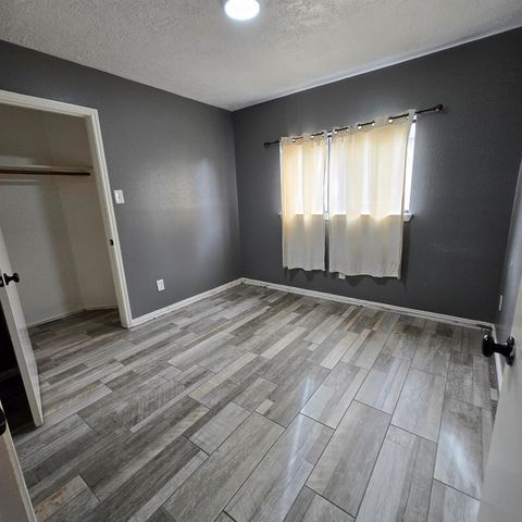 11531 Villa Heights Drive, Houston, TX 77066