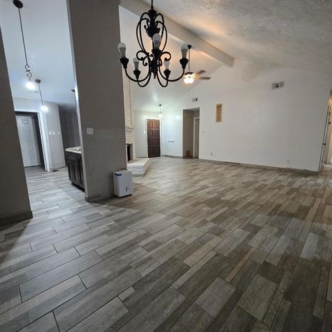 11531 Villa Heights Drive, Houston, TX 77066