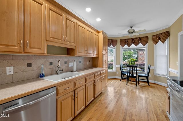 548 Walapai Drive, Fuquay Varina, NC 27526