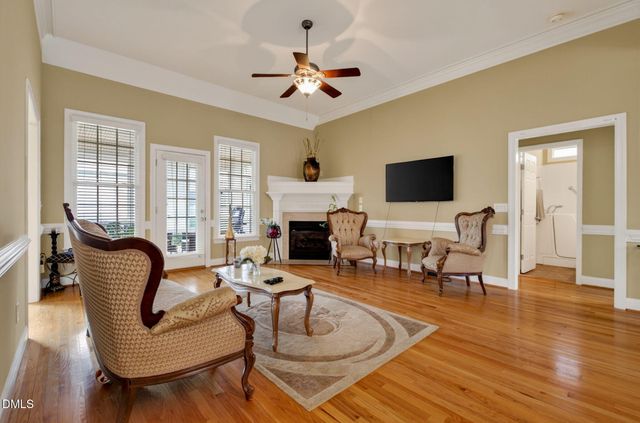 548 Walapai Drive, Fuquay Varina, NC 27526