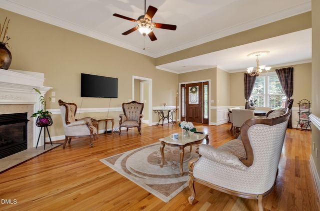 548 Walapai Drive, Fuquay Varina, NC 27526