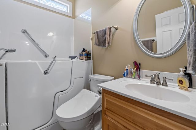 548 Walapai Drive, Fuquay Varina, NC 27526