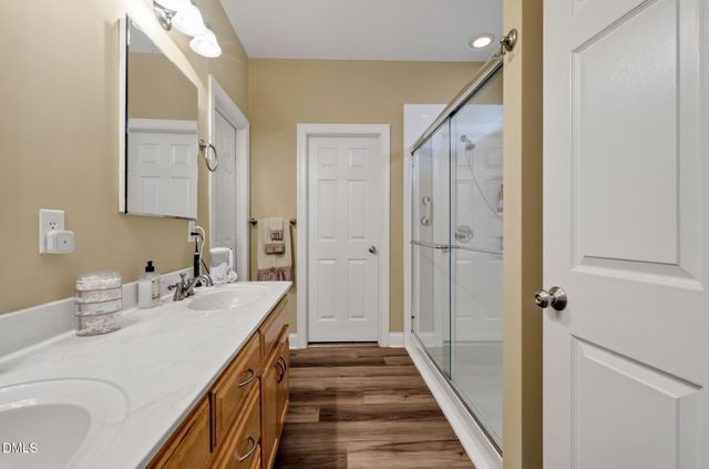 548 Walapai Drive, Fuquay Varina, NC 27526