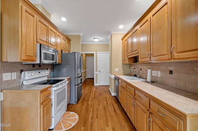 548 Walapai Drive, Fuquay Varina, NC 27526