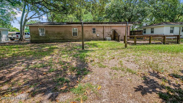 3215 Detroit Avenue, Pascagoula, MS 39581
