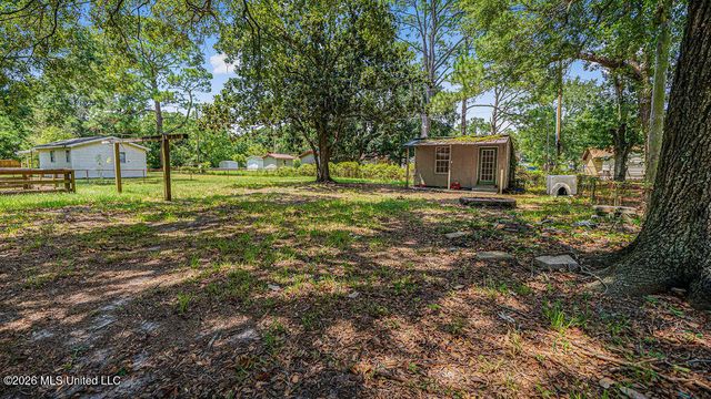 3215 Detroit Avenue, Pascagoula, MS 39581