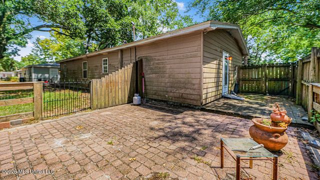 3215 Detroit Avenue, Pascagoula, MS 39581