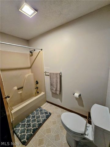 121 Beckett Court, St Clairsville, OH 43950
