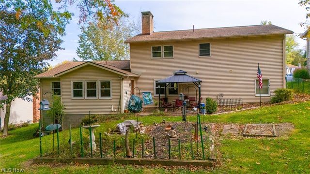 121 Beckett Court, St Clairsville, OH 43950