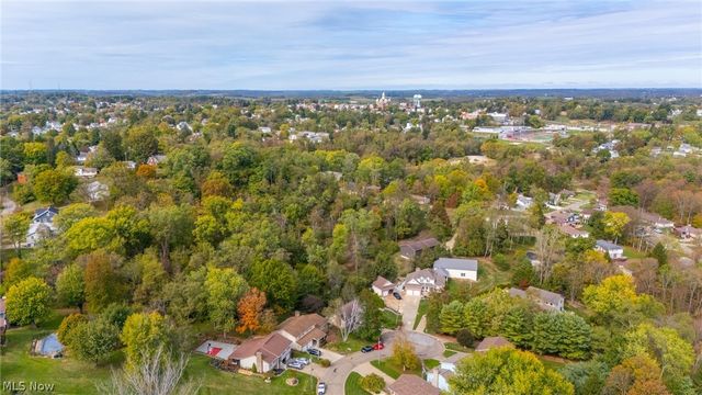 121 Beckett Court, St Clairsville, OH 43950