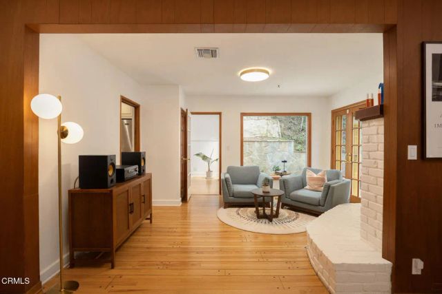 10022 Moy Lane, Sunland, CA 91040