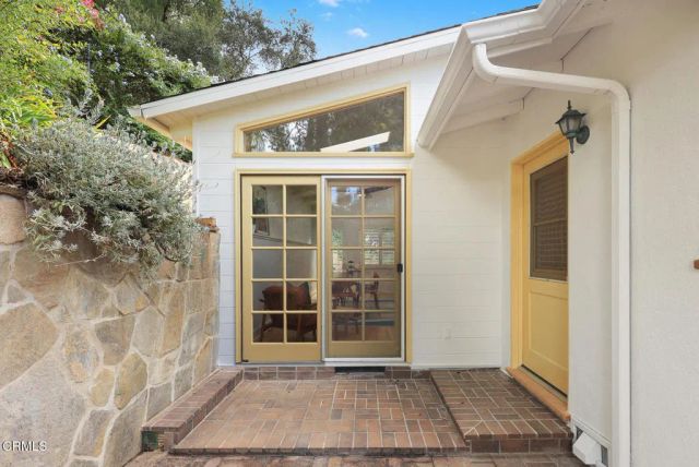 10022 Moy Lane, Sunland, CA 91040