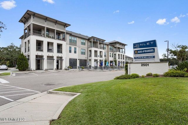 2501 Bienville Boulevard, 523, Ocean Springs, MS 39564