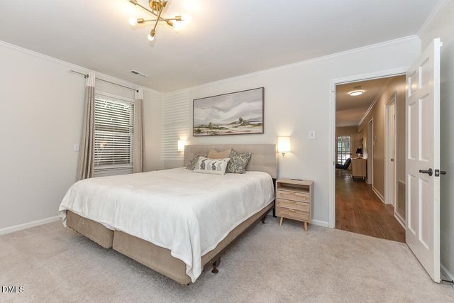 5674 Hamstead Crossing, Raleigh, NC 27612