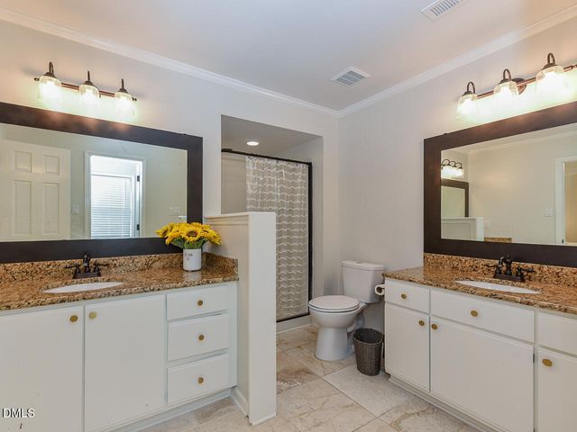 5674 Hamstead Crossing, Raleigh, NC 27612