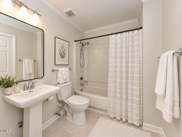 5674 Hamstead Crossing, Raleigh, NC 27612