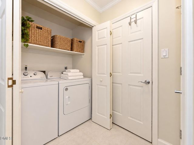 5674 Hamstead Crossing, Raleigh, NC 27612