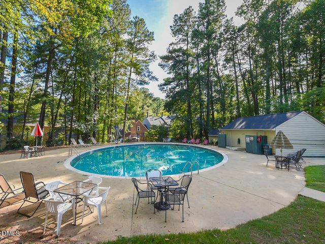 5674 Hamstead Crossing, Raleigh, NC 27612
