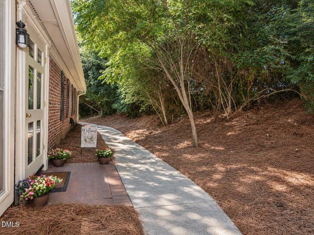 5674 Hamstead Crossing, Raleigh, NC 27612