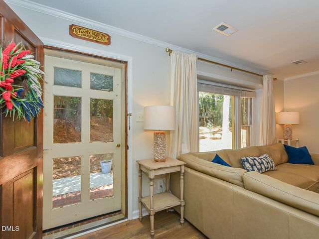 5674 Hamstead Crossing, Raleigh, NC 27612
