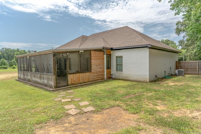 1824 N Culberhouse, Jonesboro, AR 72401