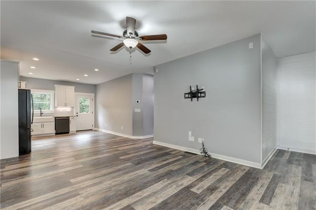 623 Sweetwater Creek Drive, Canton, GA 30114