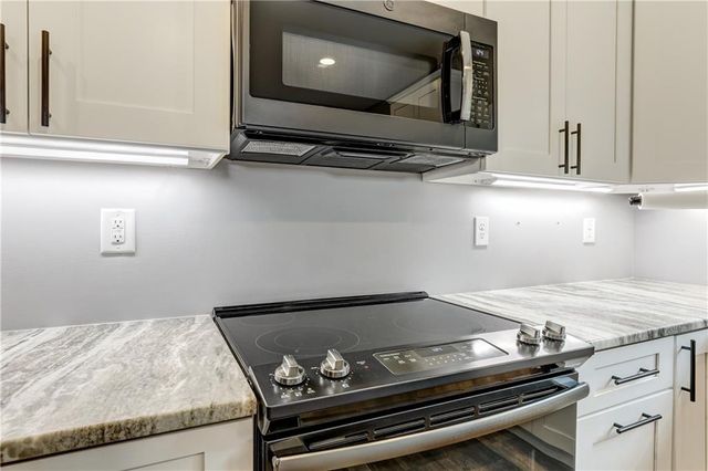 623 Sweetwater Creek Drive, Canton, GA 30114