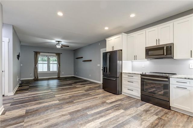 623 Sweetwater Creek Drive, Canton, GA 30114