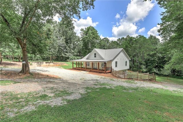 623 Sweetwater Creek Drive, Canton, GA 30114