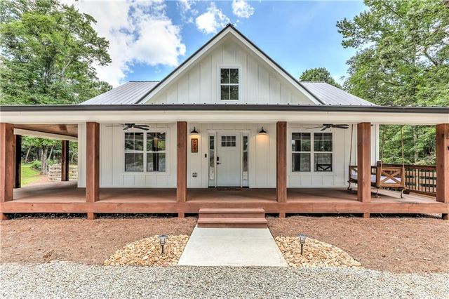 623 Sweetwater Creek Drive, Canton, GA 30114