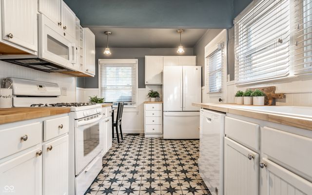 5125 Carrollton Avenue, Indianapolis, IN 46205