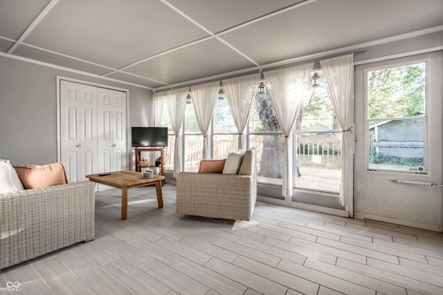 5125 Carrollton Avenue, Indianapolis, IN 46205