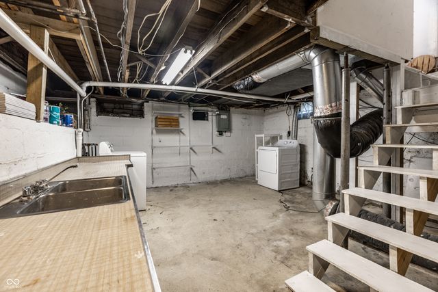 5125 Carrollton Avenue, Indianapolis, IN 46205